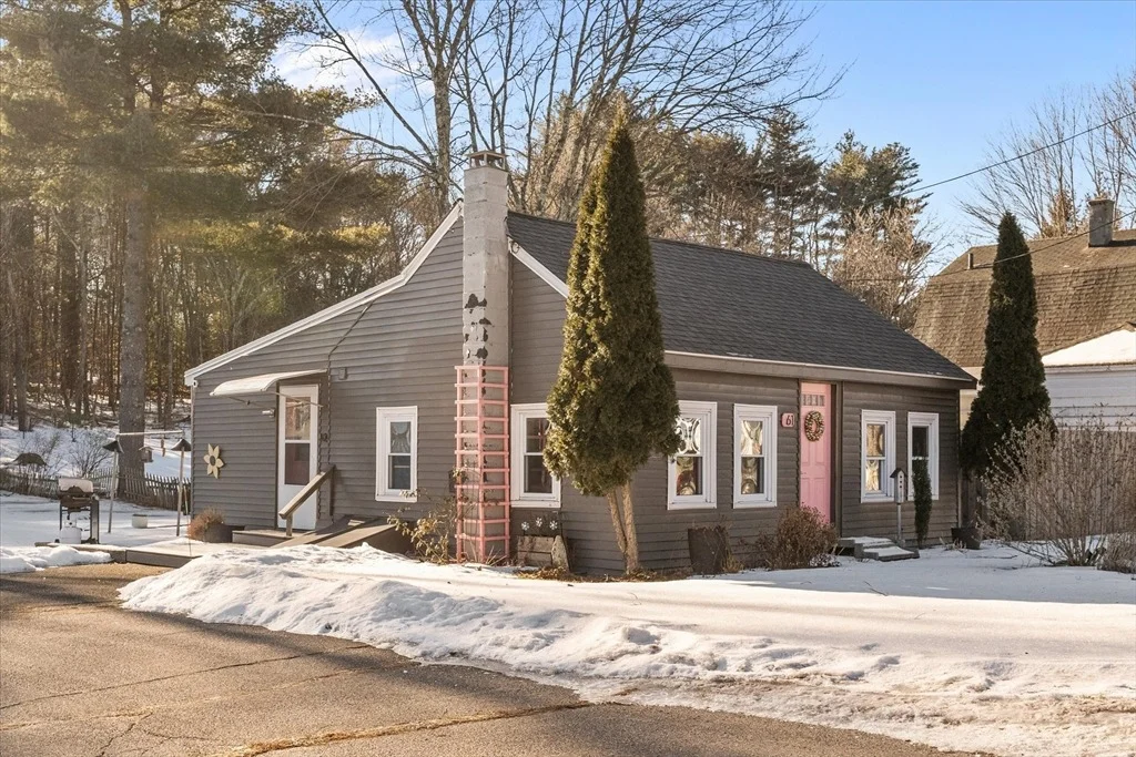 Photo of 61 High St Ext