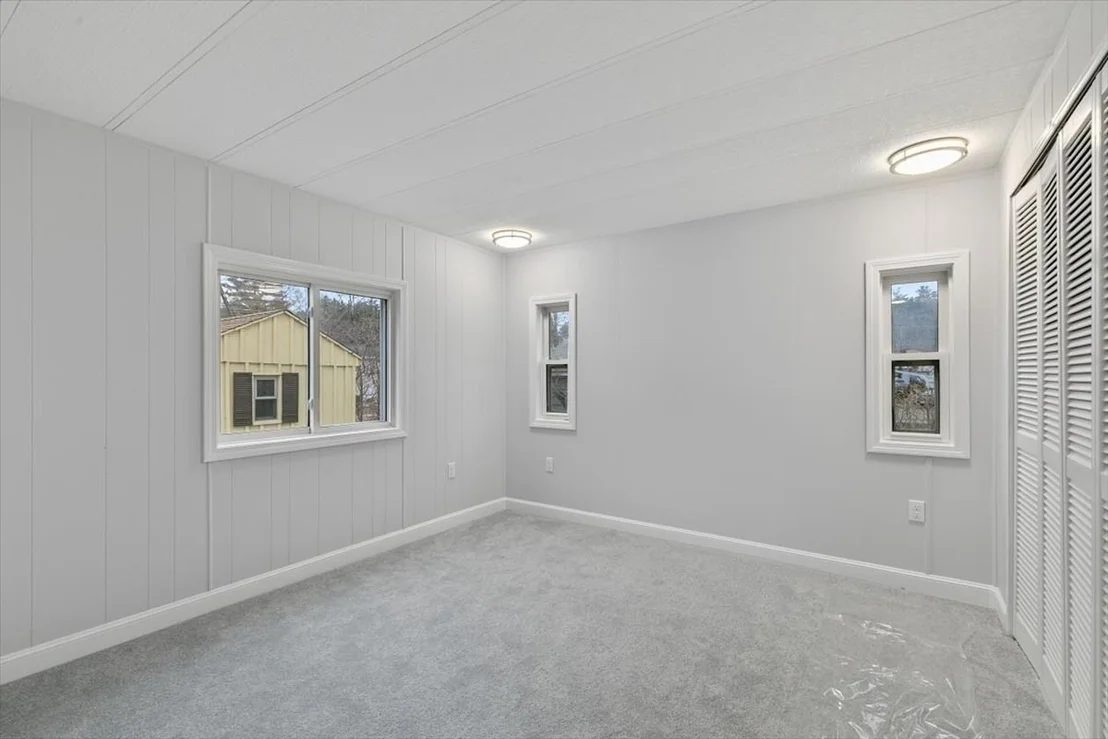 Photo of 4 Lisa Cir