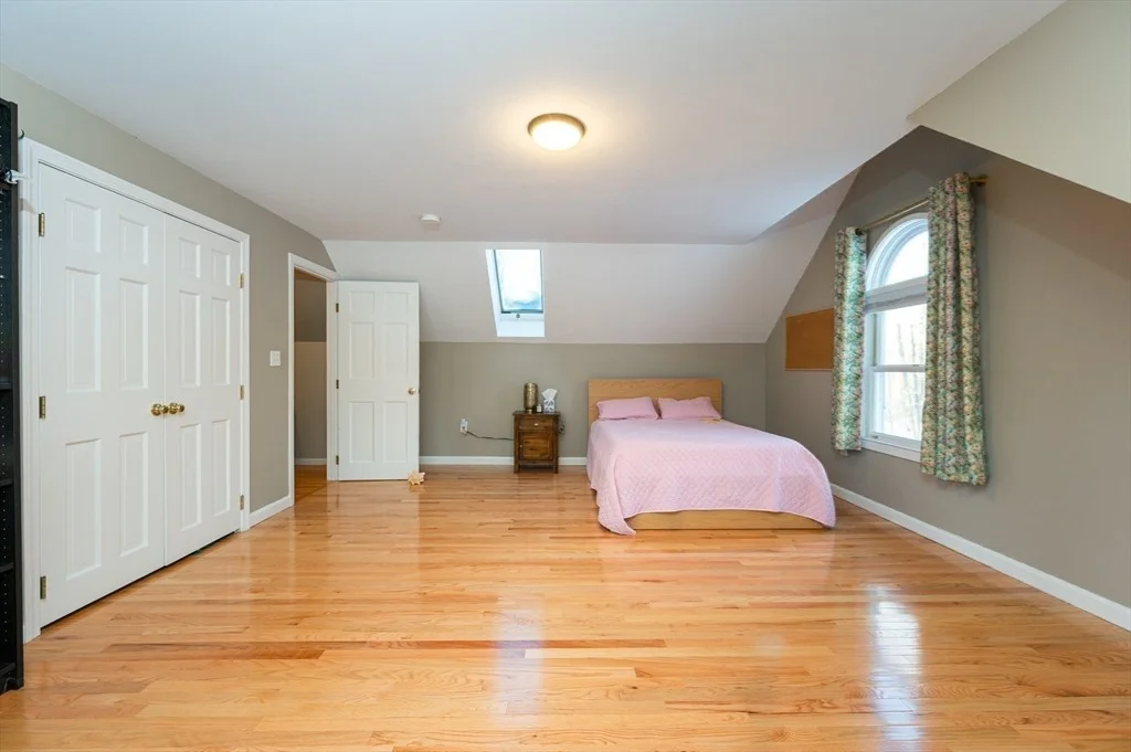 Photo of 31 Hillside Rd