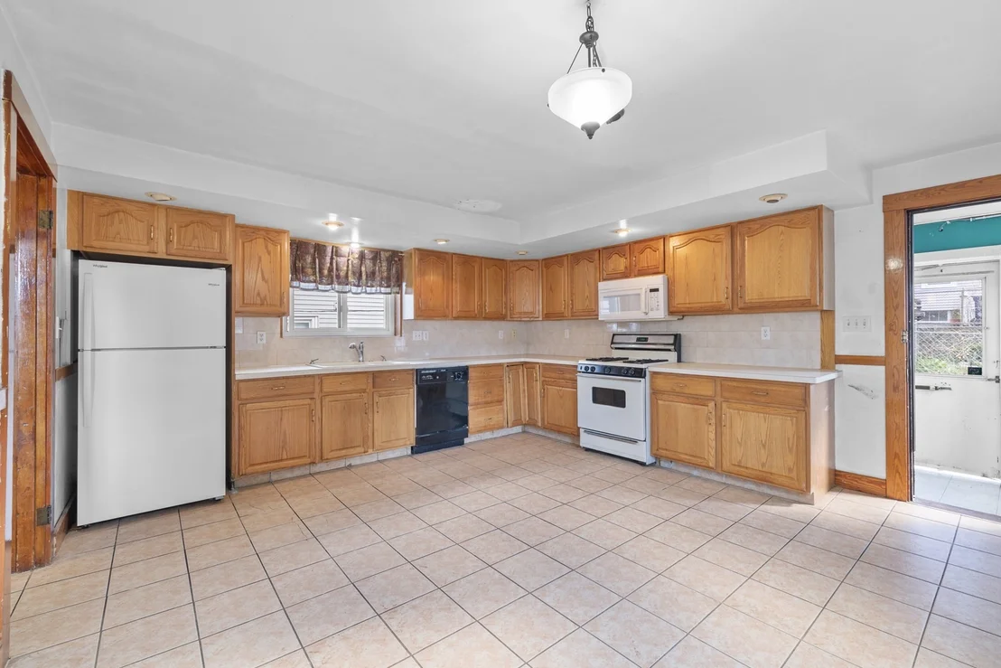Photo of 12 Shepard St