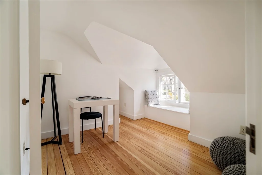 Photo of 10 Rangeley Road