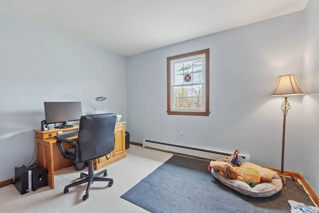 Photo of 305 Benjamin St
