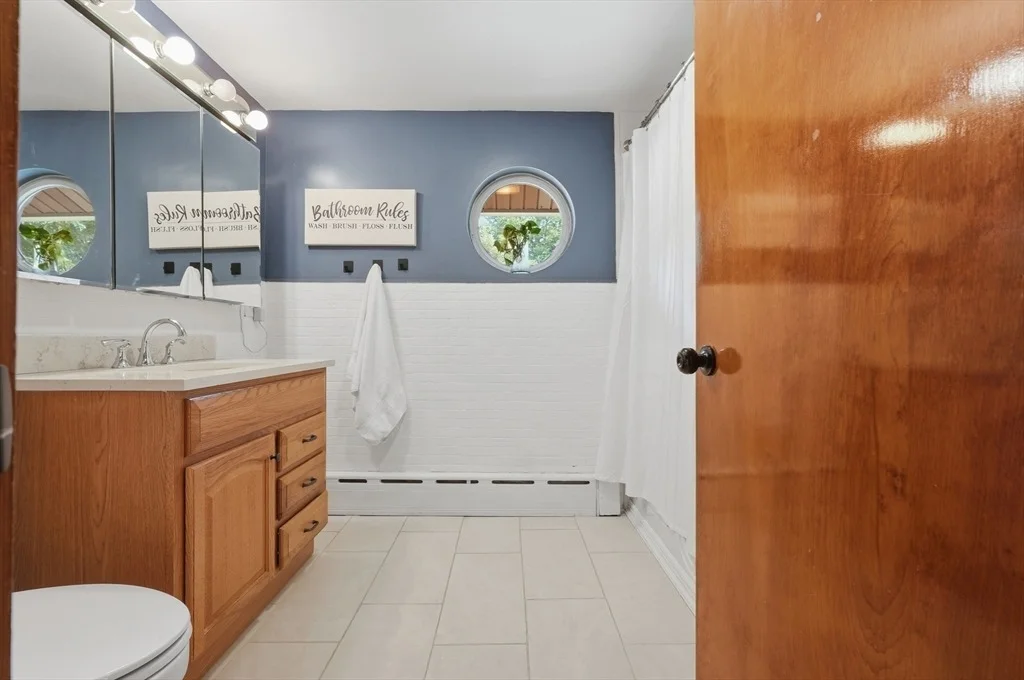 Photo of 663 Orchard St