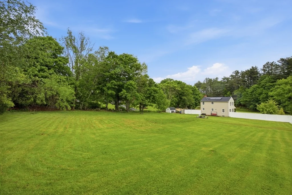 Photo of 308 Brimfield Rd