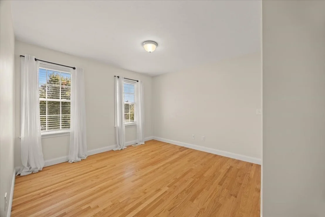 Photo of 4 Look Out Circle