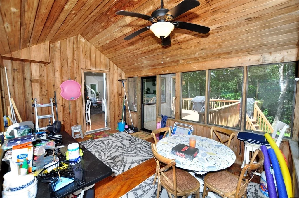 Photo of 154 Brook Ln