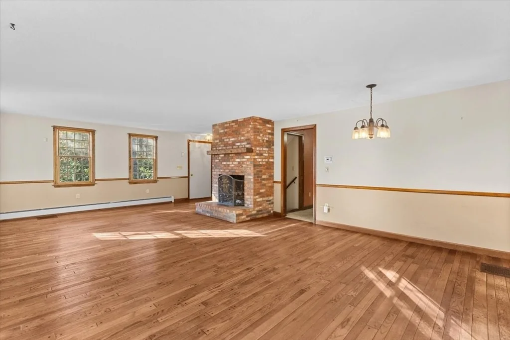 Photo of 515 County Rd