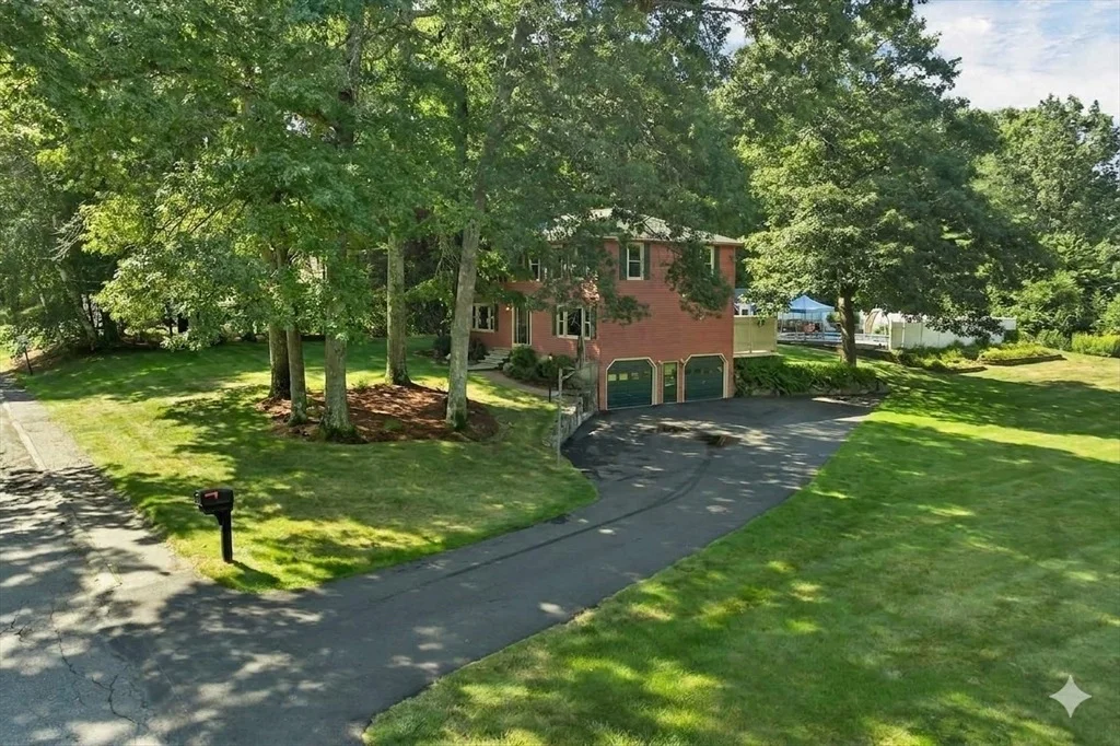 Photo of 160 Pelczar Rd