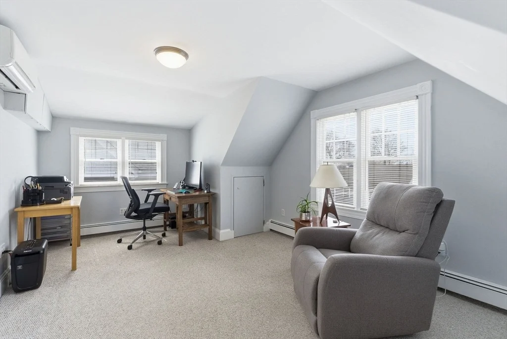 Photo of 79 Florence Ave
