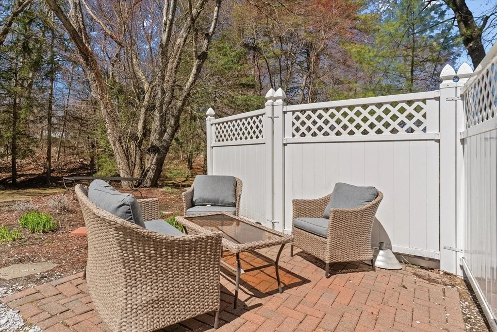 Photo of 35 Lucas Dr