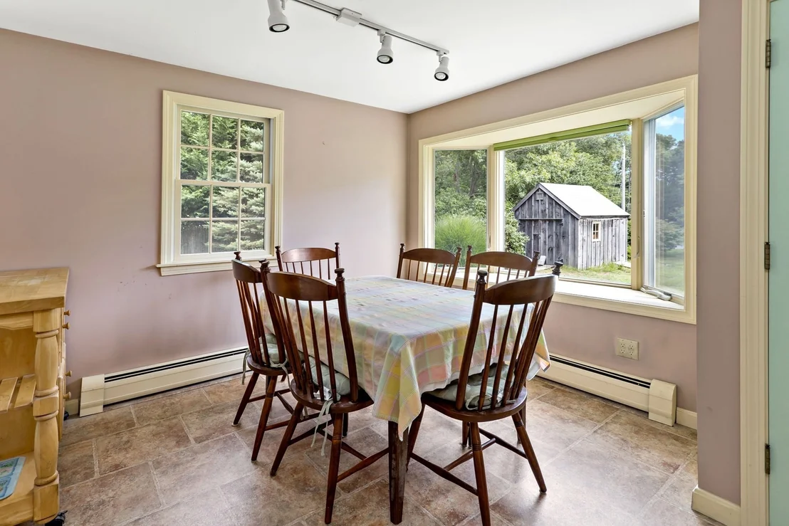 Photo of 378 Ames Way