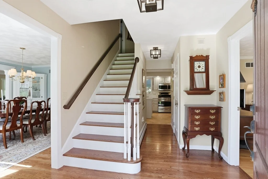 Photo of 4 Overlook Dr
