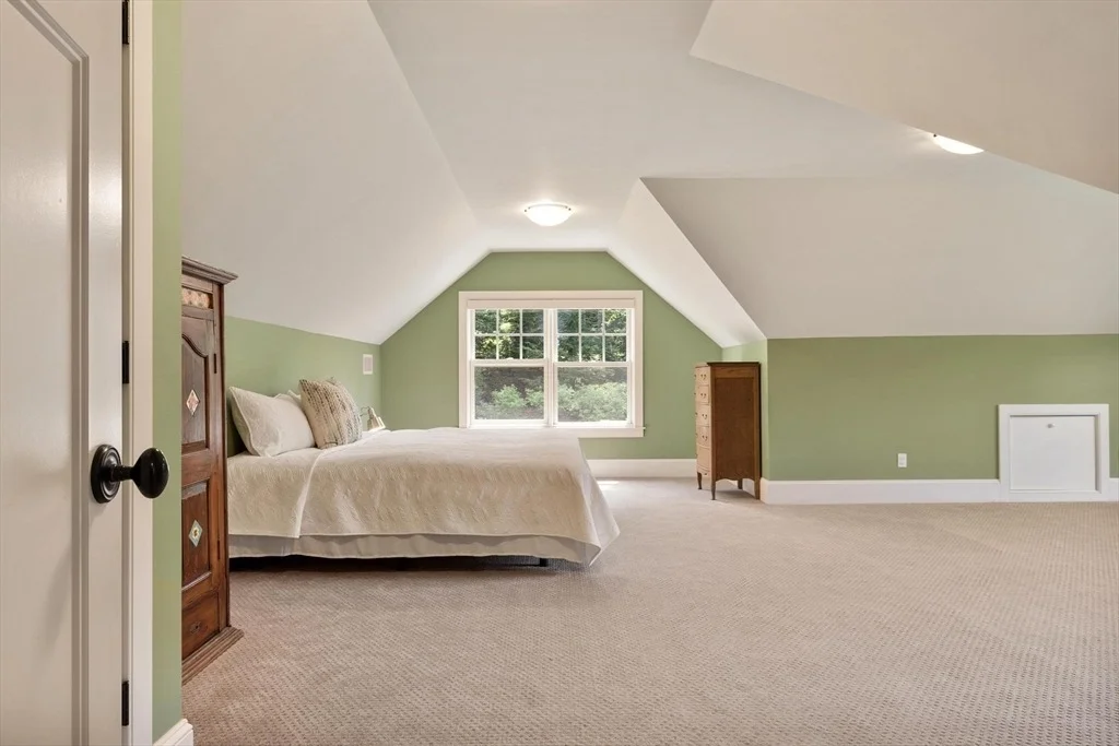 Photo of 61 Whitney Road
