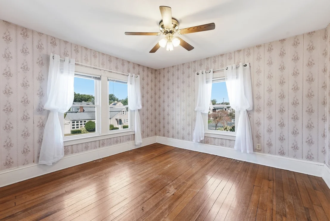 Photo of 57 Maple St