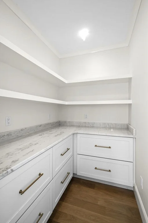 Photo of 20 Puritan Rd
