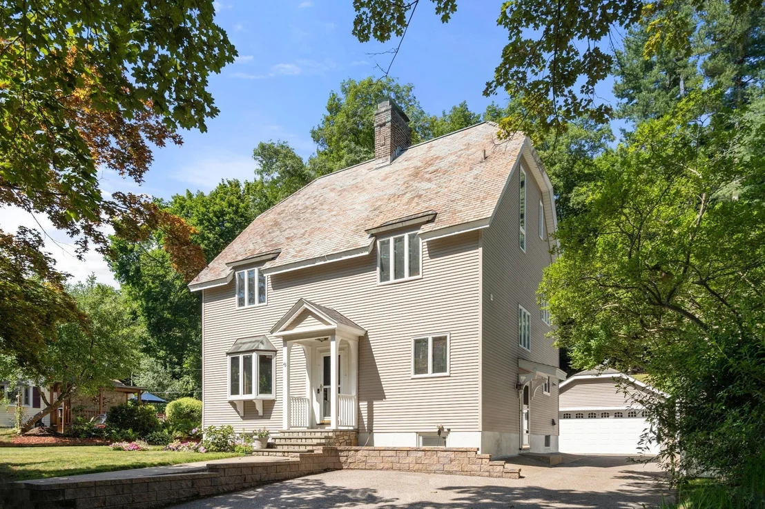 Photo of 43 Laconia Rd