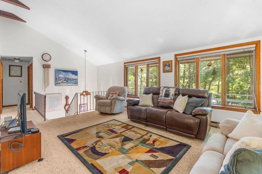 Photo of 679 Poponessett Road