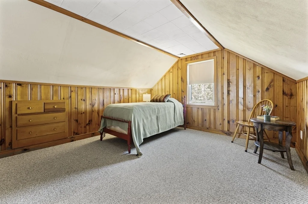 Photo of 85 Oak St