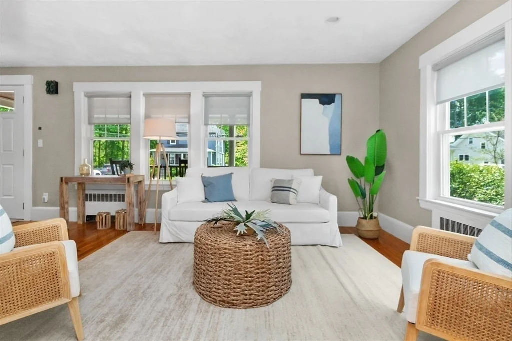 Photo of 48 Belvidere Ave
