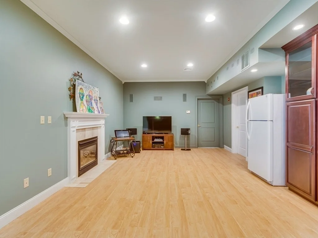 Photo of 14 Nassau Drive