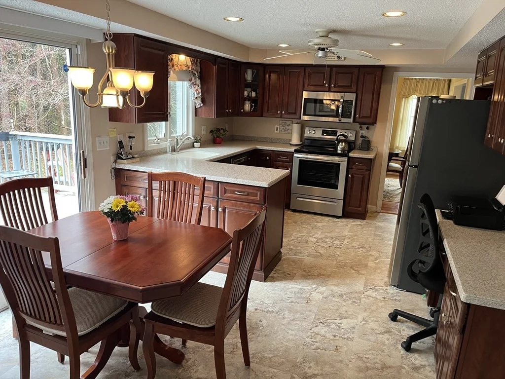 Photo of 27 Riverwood Drive