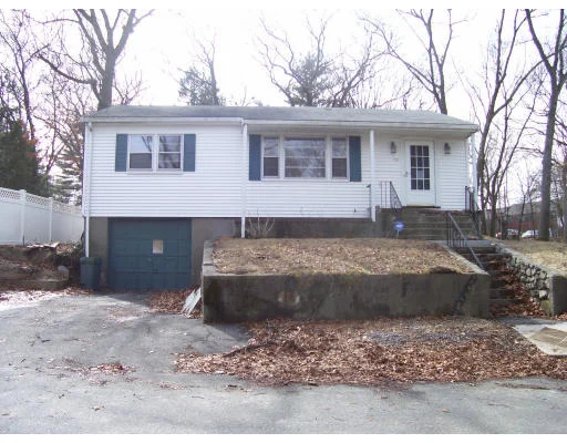 Photo of 14 Winstead Ave
