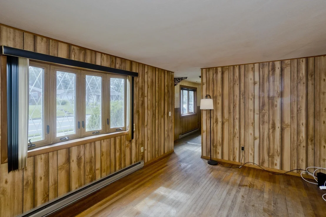 Photo of 956 Granby Rd