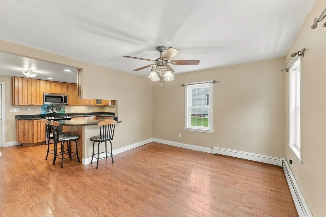 Photo of 37 Mill St