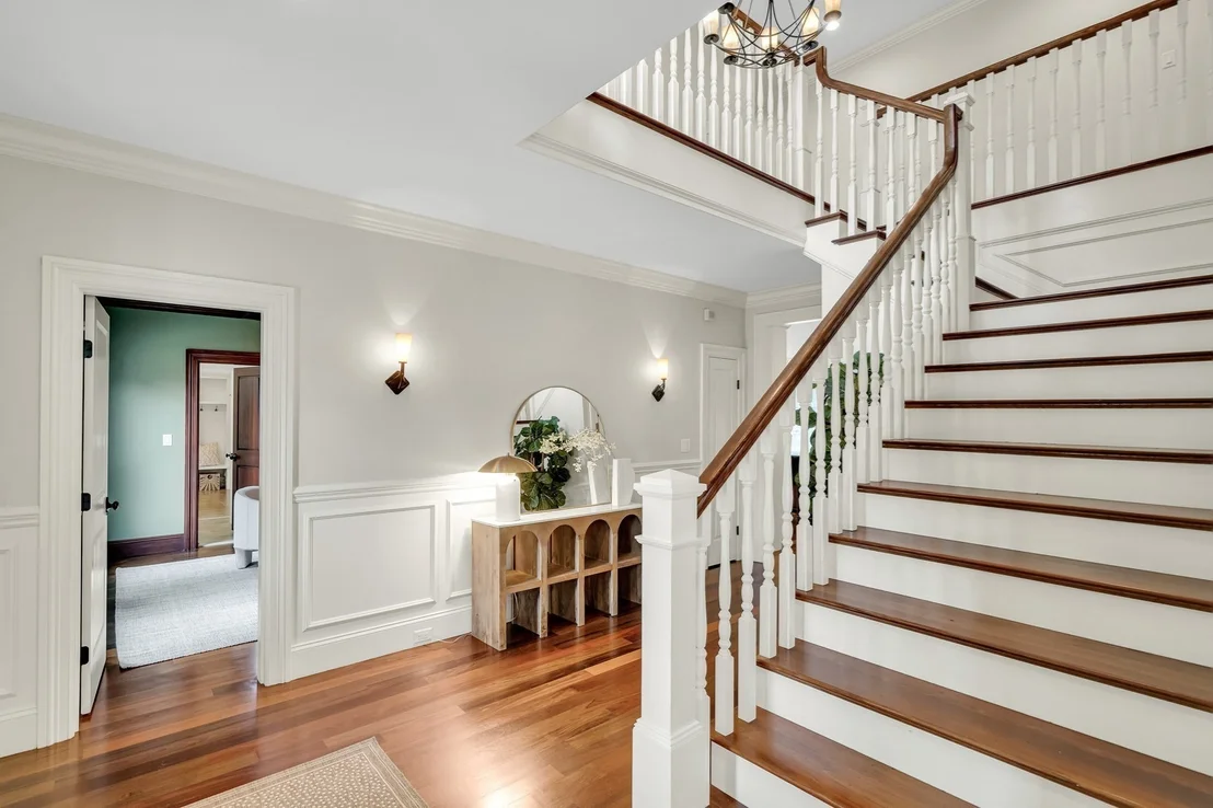 Photo of 88 Woodbine Circle