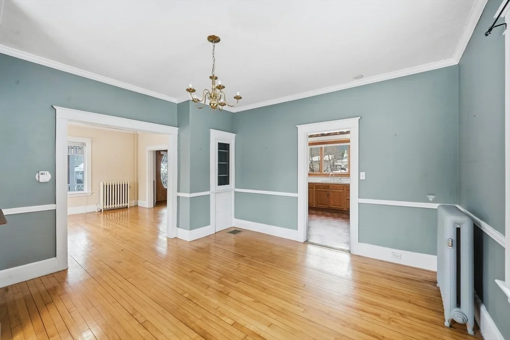 Photo of 18 Crescent St
