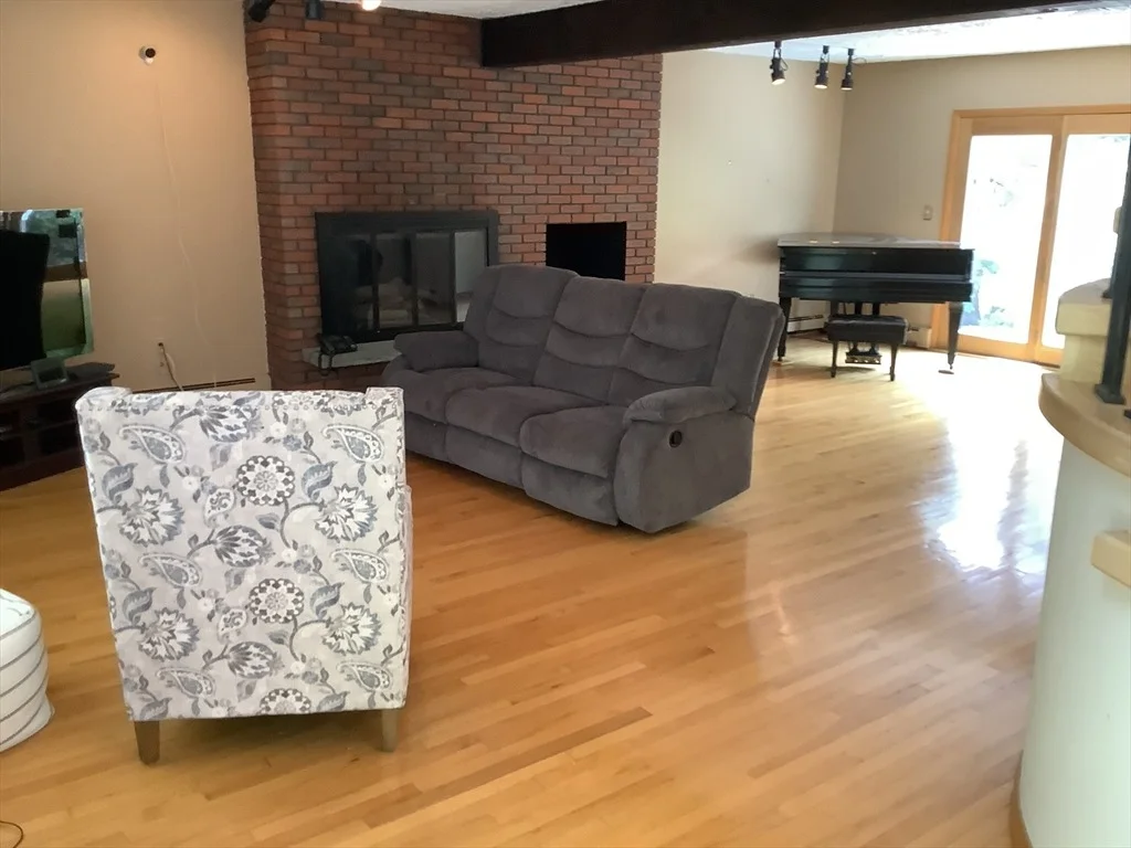 Photo of 14 Midland Rd
