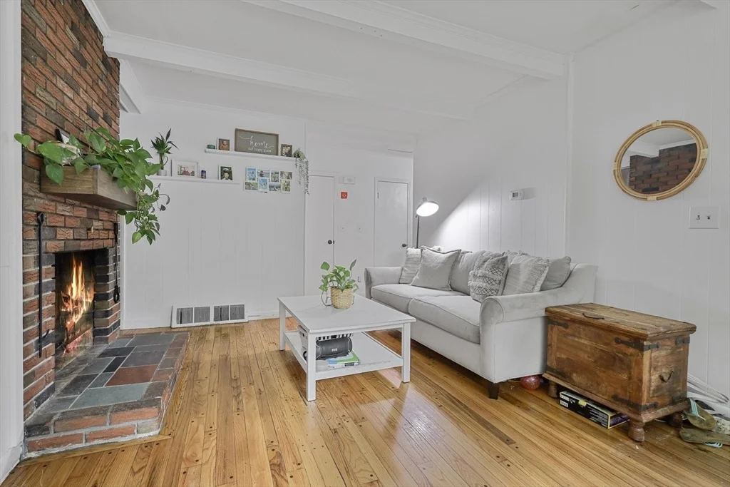 Photo of 17 Pine St
