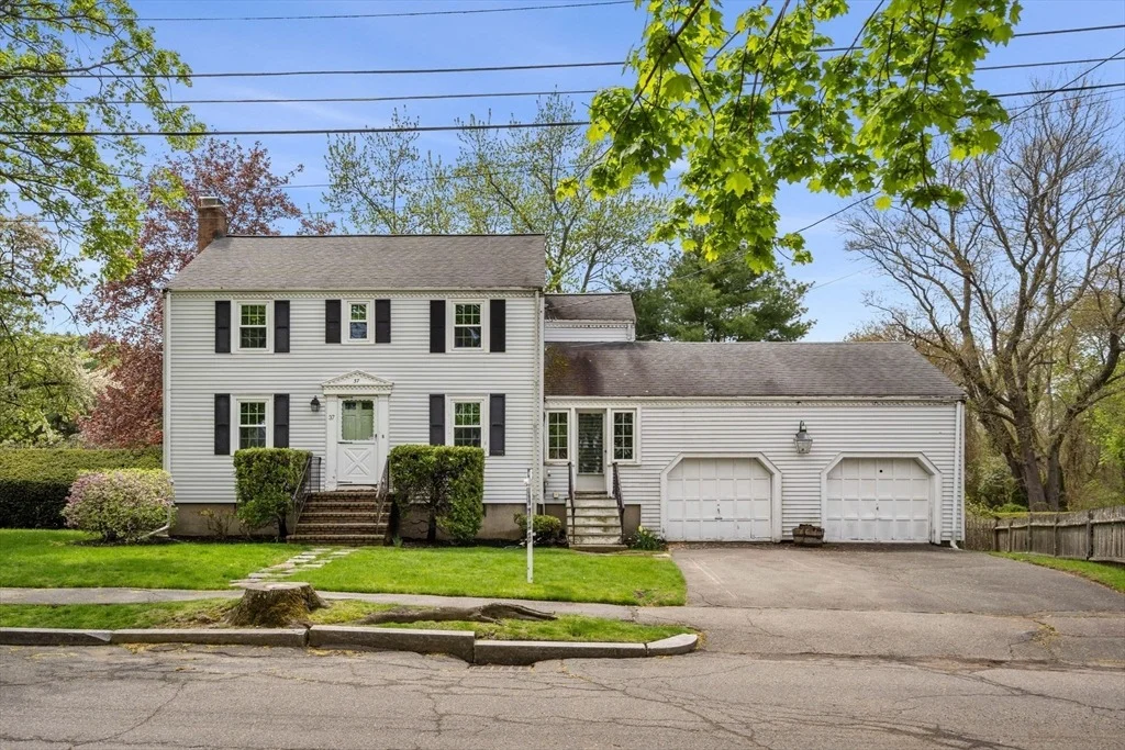 Photo of 37 Elm Crest Road