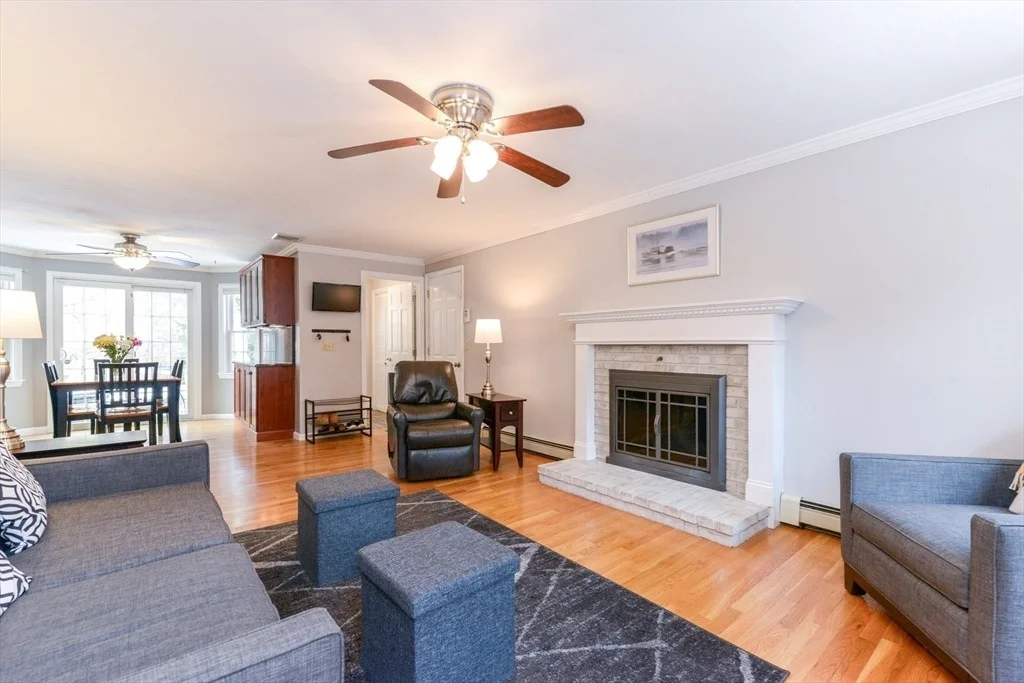Photo of 19 N White Pine Ln