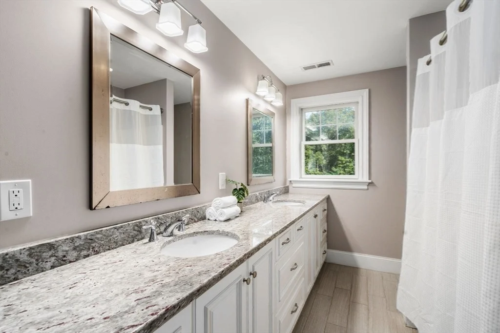 Photo of 175 Schoolmasters Lane
