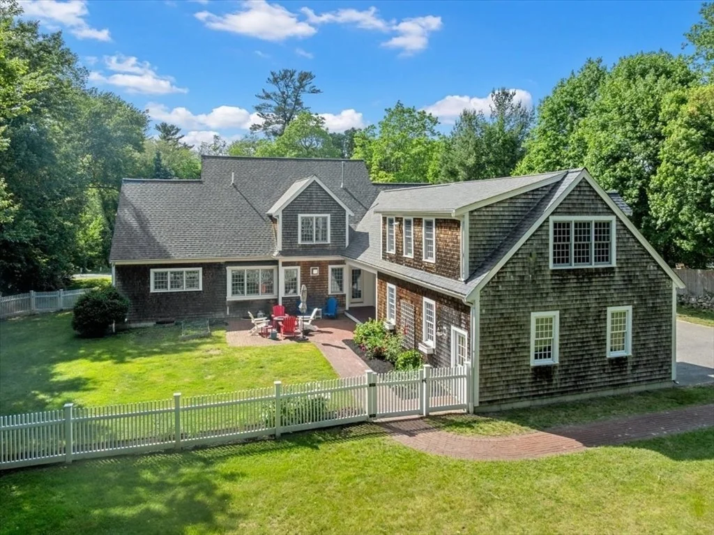 Photo of 144 Stetson Rd