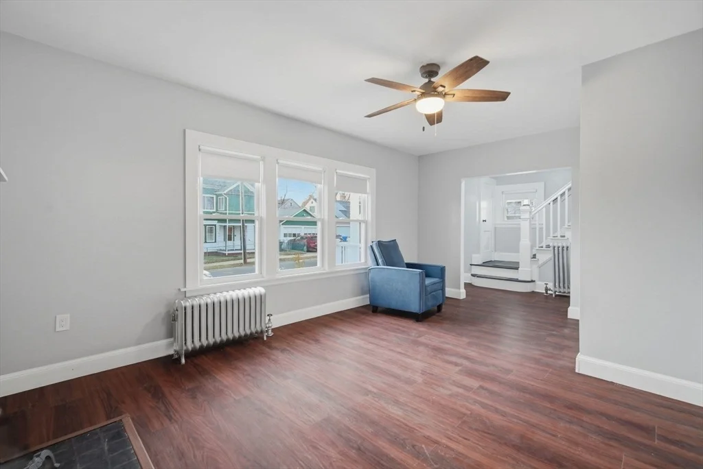 Photo of 153 Bristol St