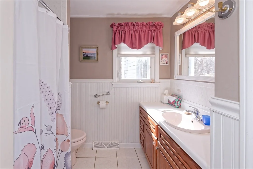 Photo of 415 Dailey Dr
