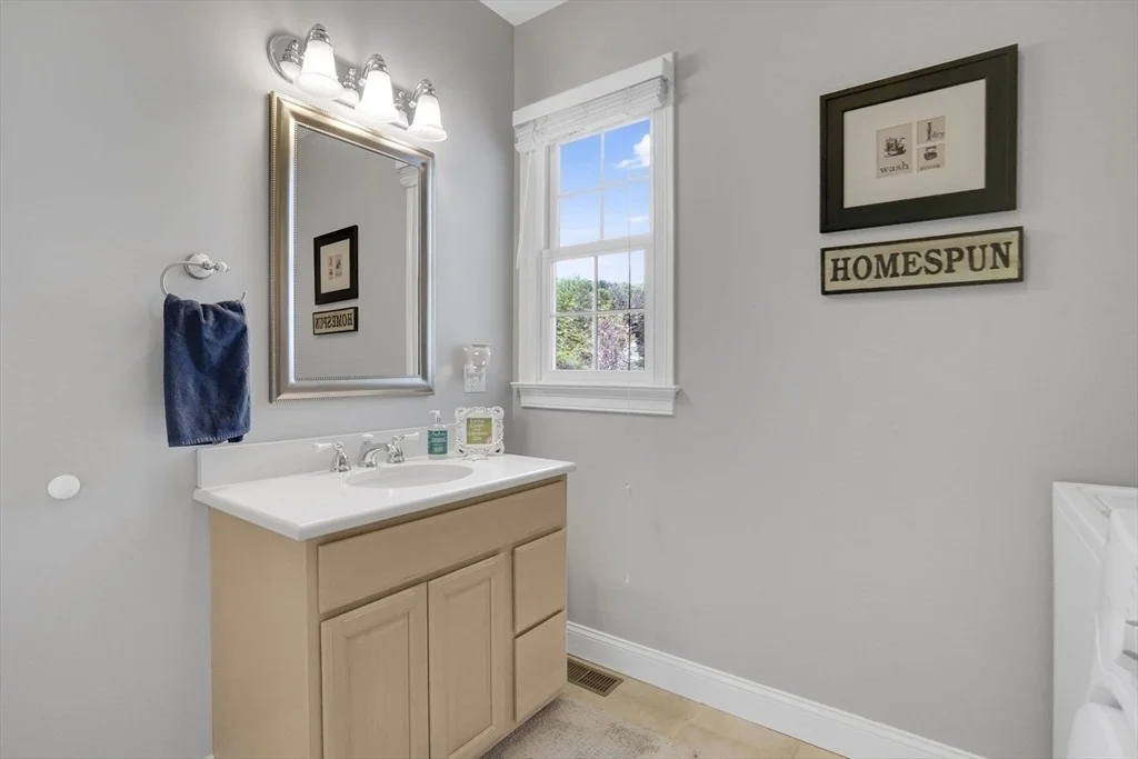 Photo of 45 Pomeroy Meadow Rd