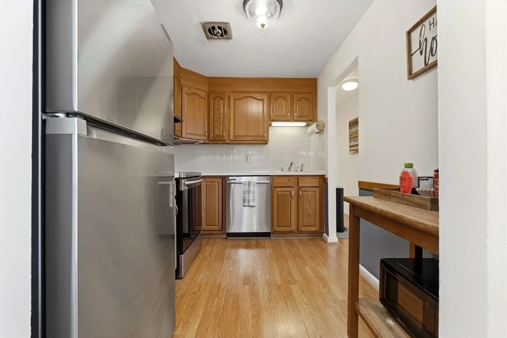 Photo of Unit B13 at 1 Colonial Dr
