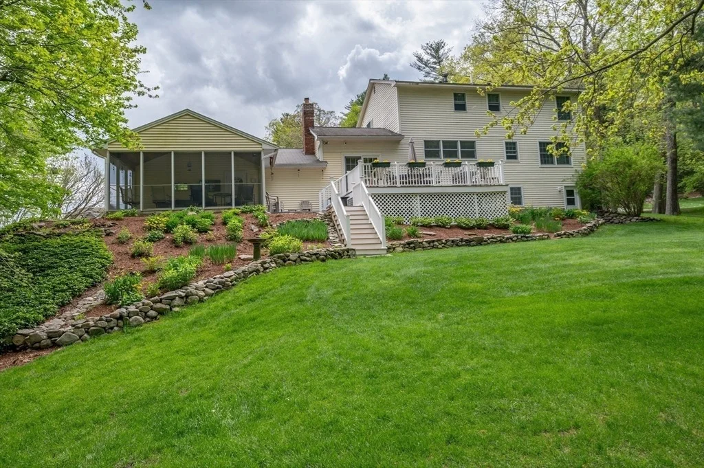 Photo of 127 Catamount Rd