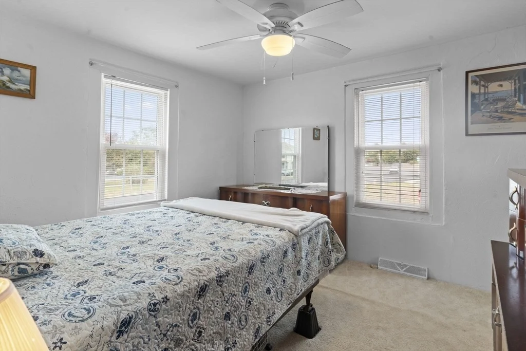 Photo of 876 Ocean St