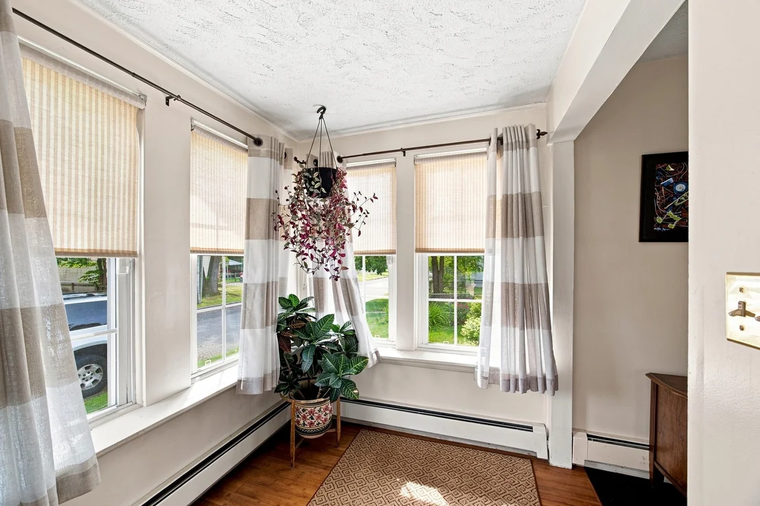 Photo of 60 Brickett St