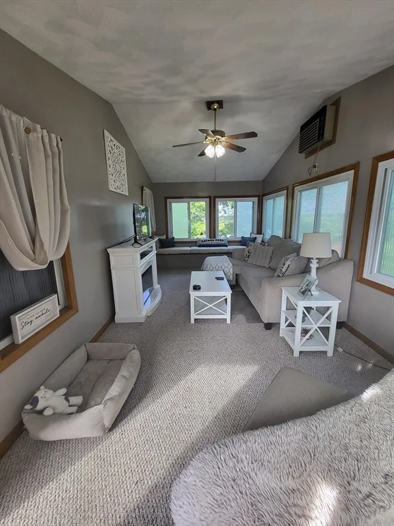Photo of 39 Cheever Rd