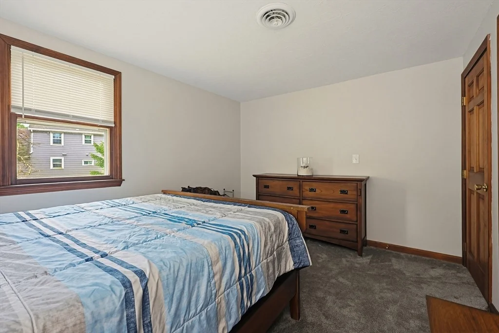 Photo of 37 Roberta Avenue