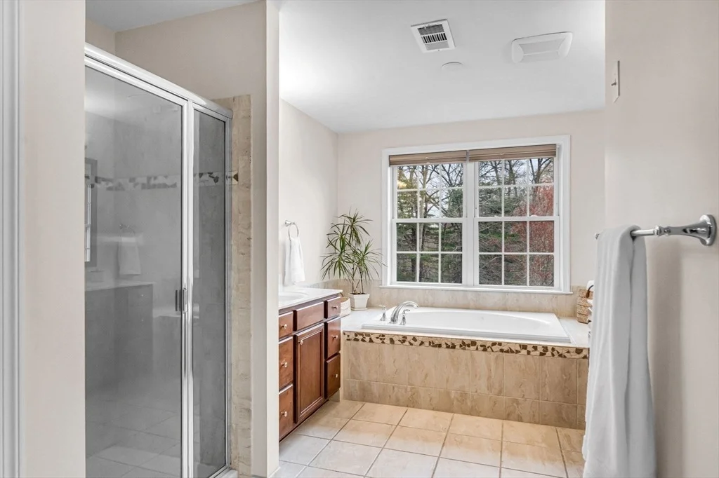 Photo of 16 York Cir