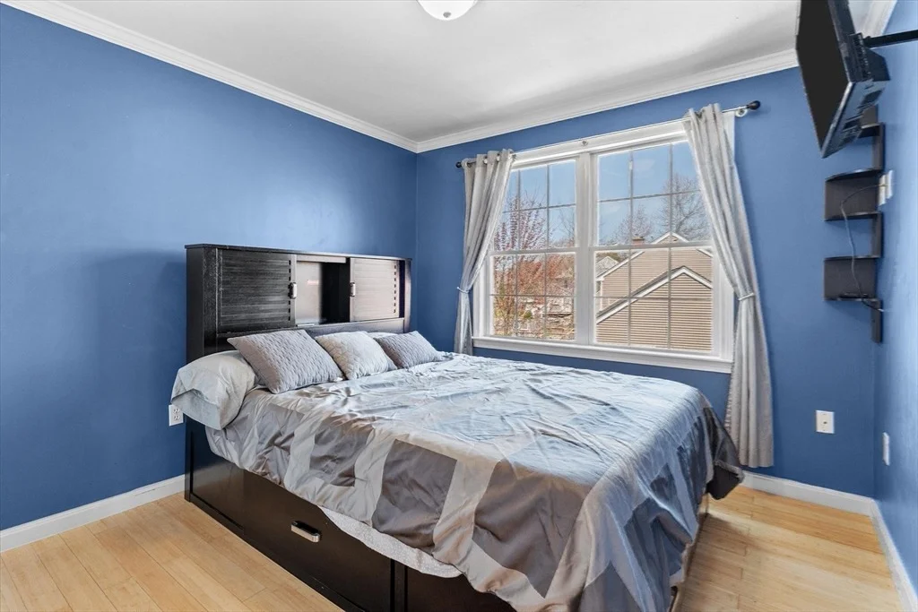 Photo of 275 Whippoorwill St