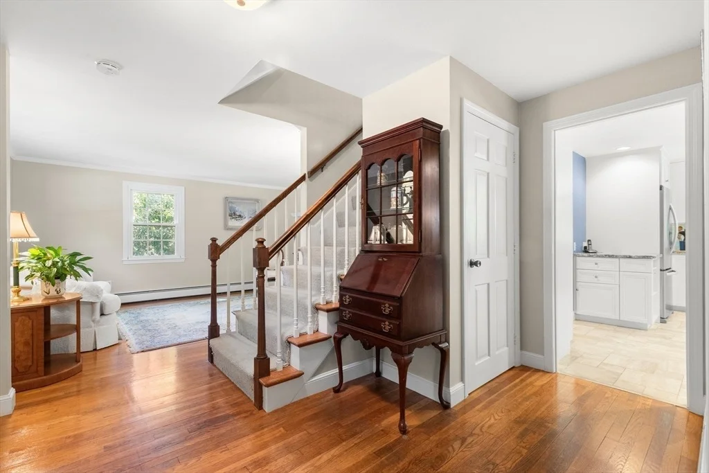 Photo of 32 Towne Ln