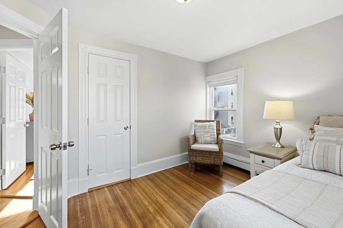 Photo of 12 Linden Pl