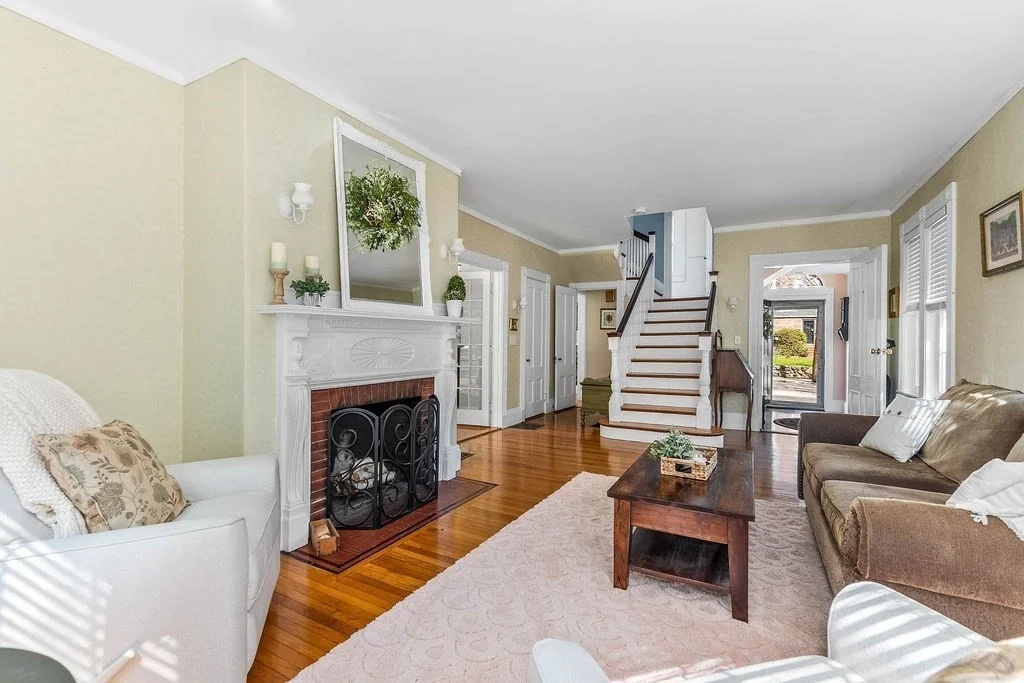 Photo of 180 Walnut St